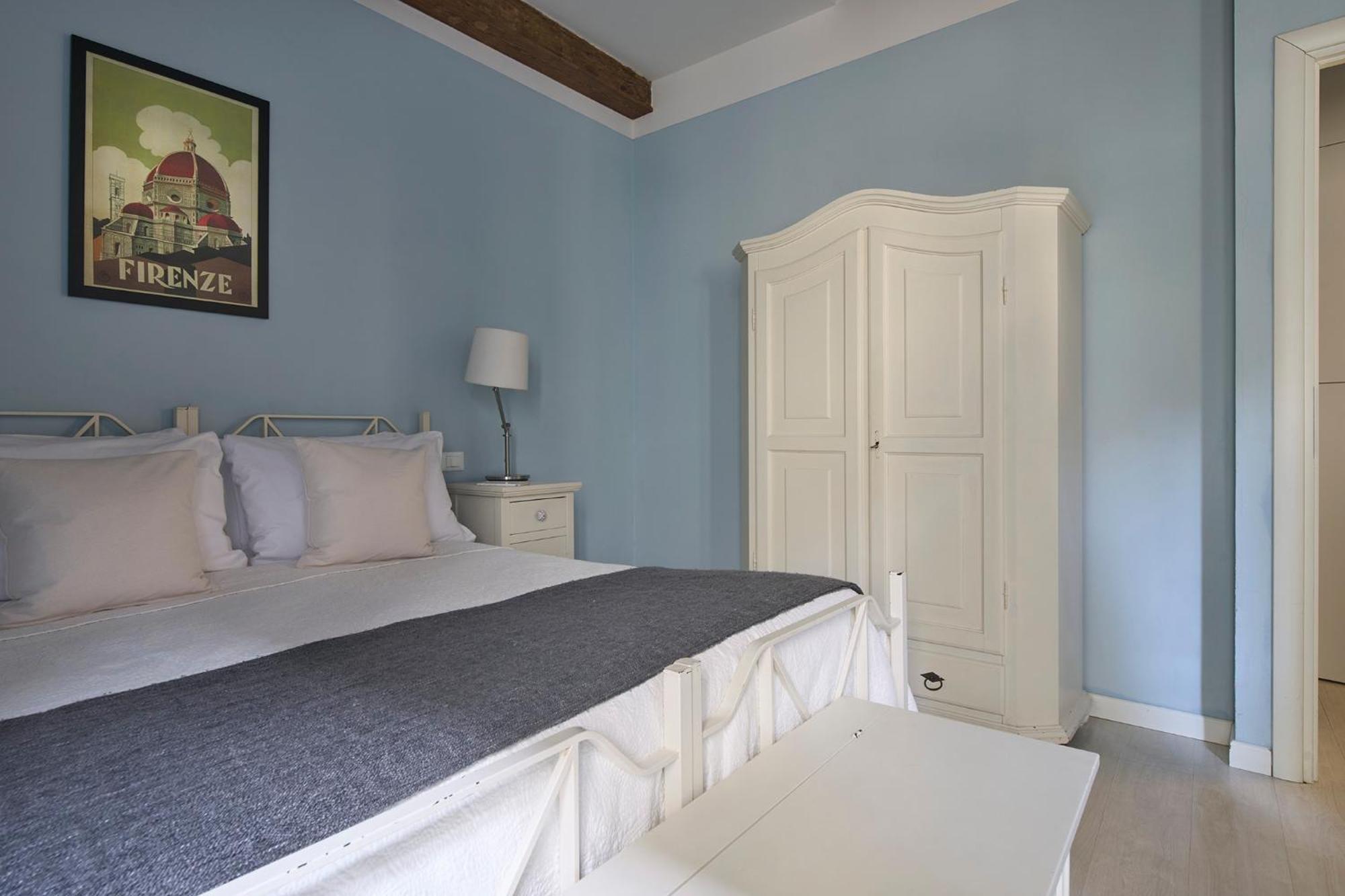 Panicale Blue Historic 1Br Stay Near Medici Chapels & Mercato Centrale Florença Exterior foto