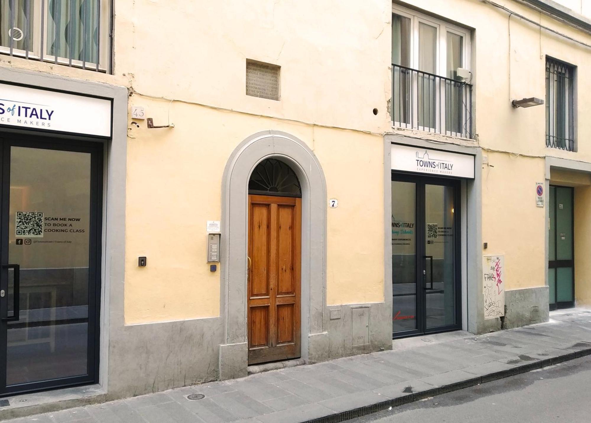 Panicale Blue Historic 1Br Stay Near Medici Chapels & Mercato Centrale Florença Exterior foto
